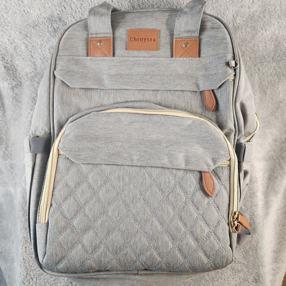 Cherrysea Diaper Bag Backpack Gray USB Charging Port Insulated Pockets Quilted - Picture 4 of 16